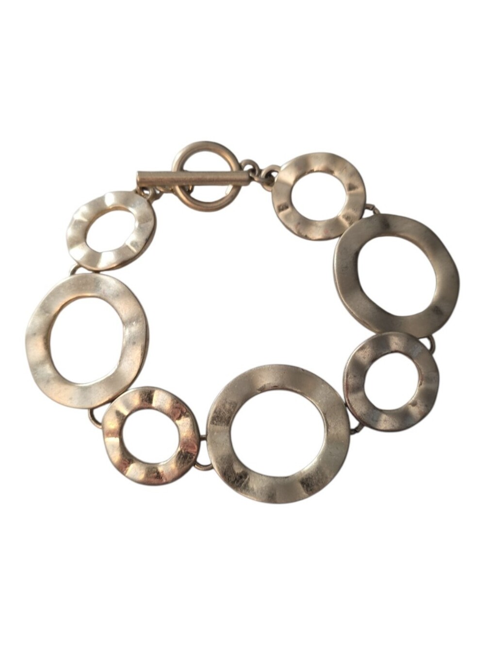 Lia Sophia Gold Tone Ring Link Bracelet 8" Toggle Clasp